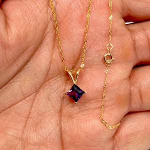 0.50–0.70 Ct Princess Cut Amethyst Pendant in 14K Yellow Gold, AAA Solitaire Amethyst Necklace, 5mm Amethyst Necklace