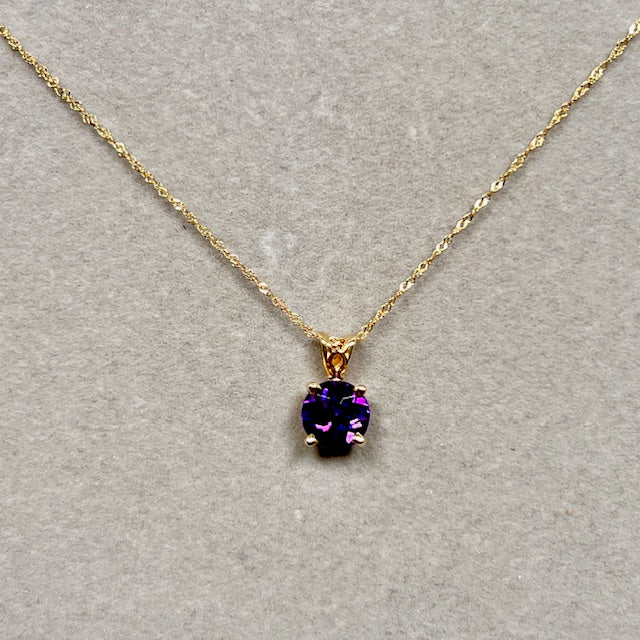 1.45-2.10 Ct Round Checkerboard Amethyst Pendant in 14K Yellow Gold, AAA Amethyst Scroll Necklace with 18 Inch Gold Singapore Chain
