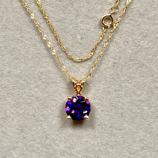 1.45-2.10 Ct Round Checkerboard Amethyst Pendant in 14K Yellow Gold, AAA Amethyst Scroll Necklace with 18 Inch Gold Singapore Chain