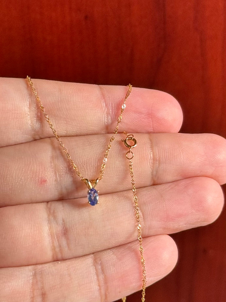 0.20-0.29 Ct Oval Tanzanite Pendant 5x3mm AA Solitaire in 14K Yellow Gold with 18-Inch Chain