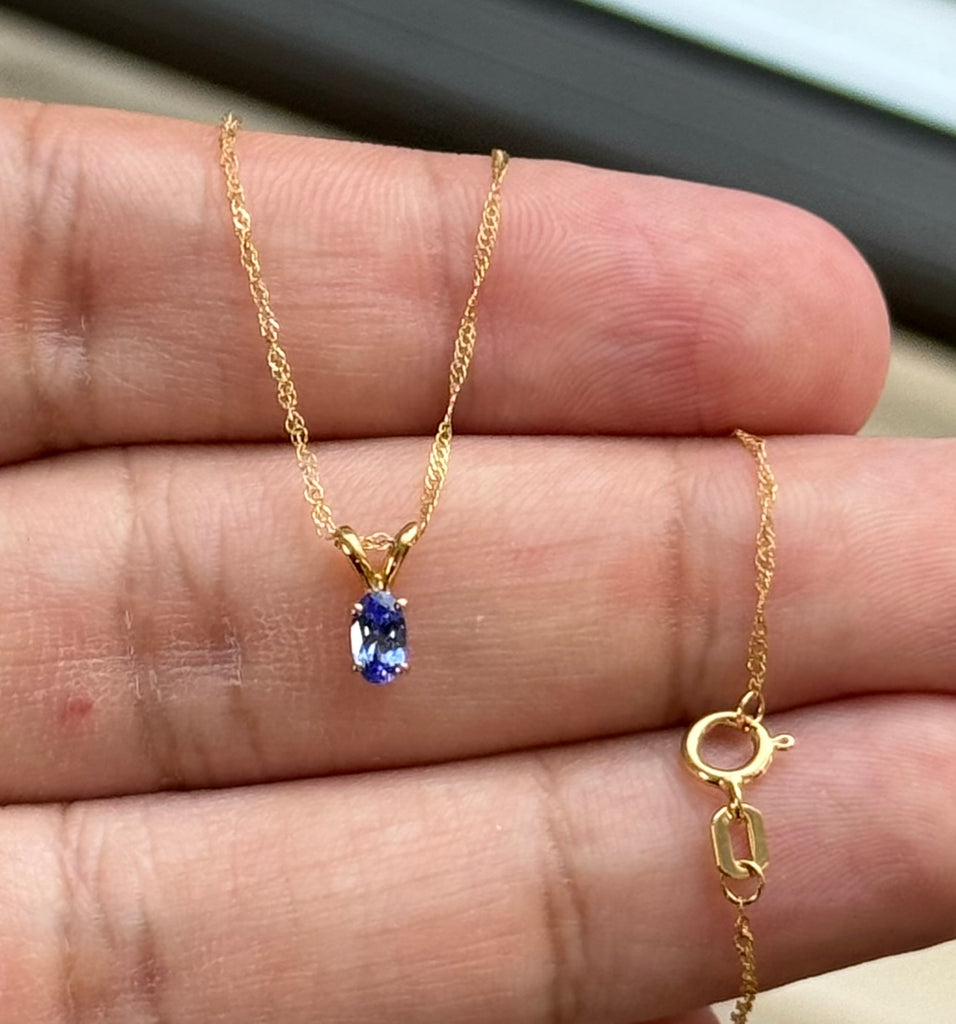 0.20-0.29 Ct Oval Tanzanite Pendant 5x3mm AA Solitaire in 18K Yellow Gold with 18-Inch Chain (Copy)
