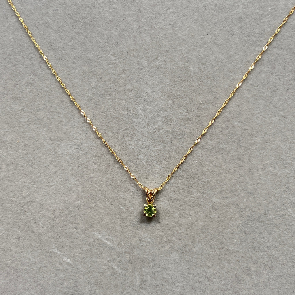 0.23–0.33 Cts 4mm AAA Round Peridot Solitaire Pendant in 14K Yellow Gold | Natural Peridot Necklace, August Birthstone Jewelry for Women