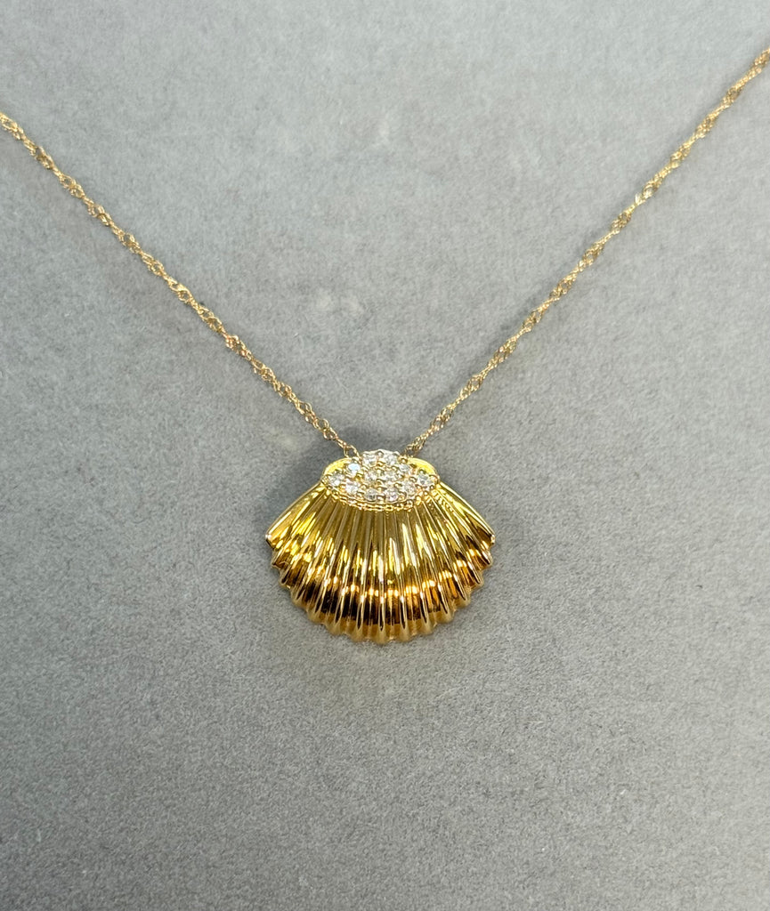 14K Yellow Gold Diamond Seashell Pendant Necklace: Fine Jewelry Gift
