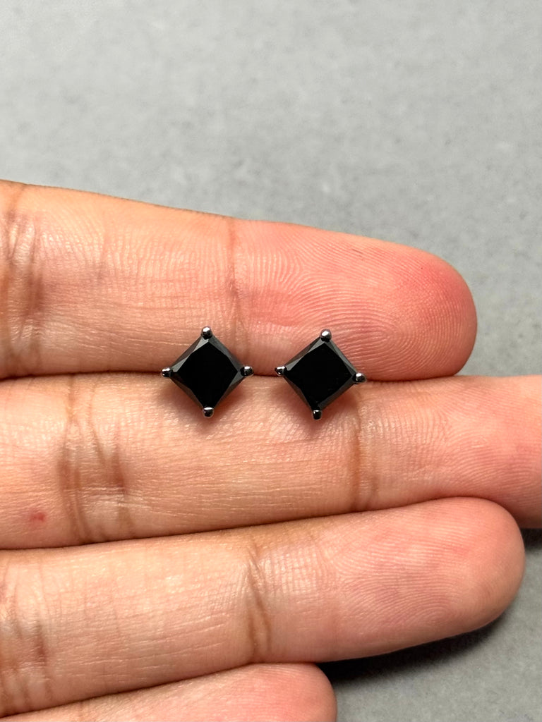 0.09–0.12 Ct Round Black Diamond Men’s Stud Earring | 2.5–3.0mm AAA in 14K Blackened White Gold | Push Back, Gift Jewelry