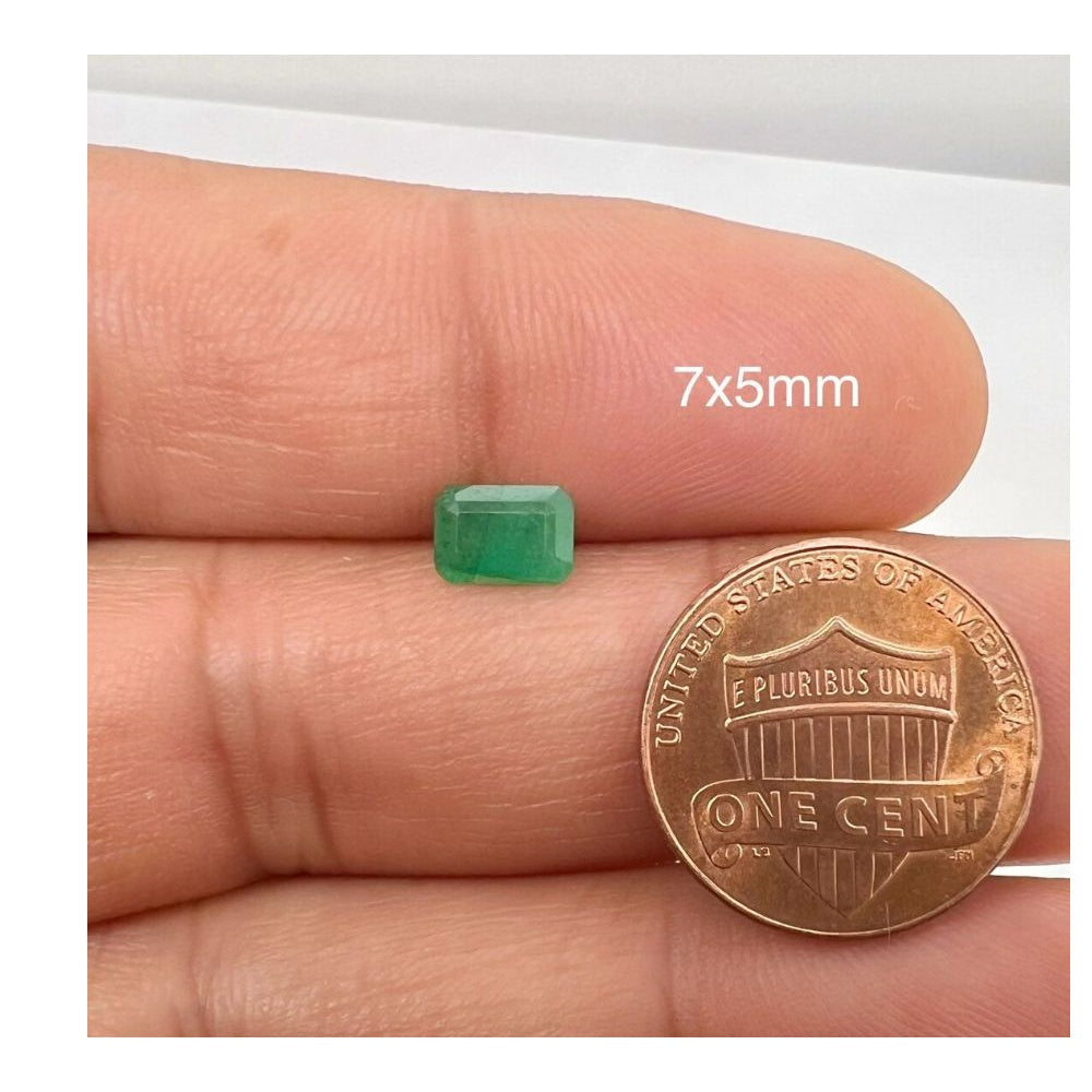 7x5MM (Weight range-0.66-1.22 Cts each stone)