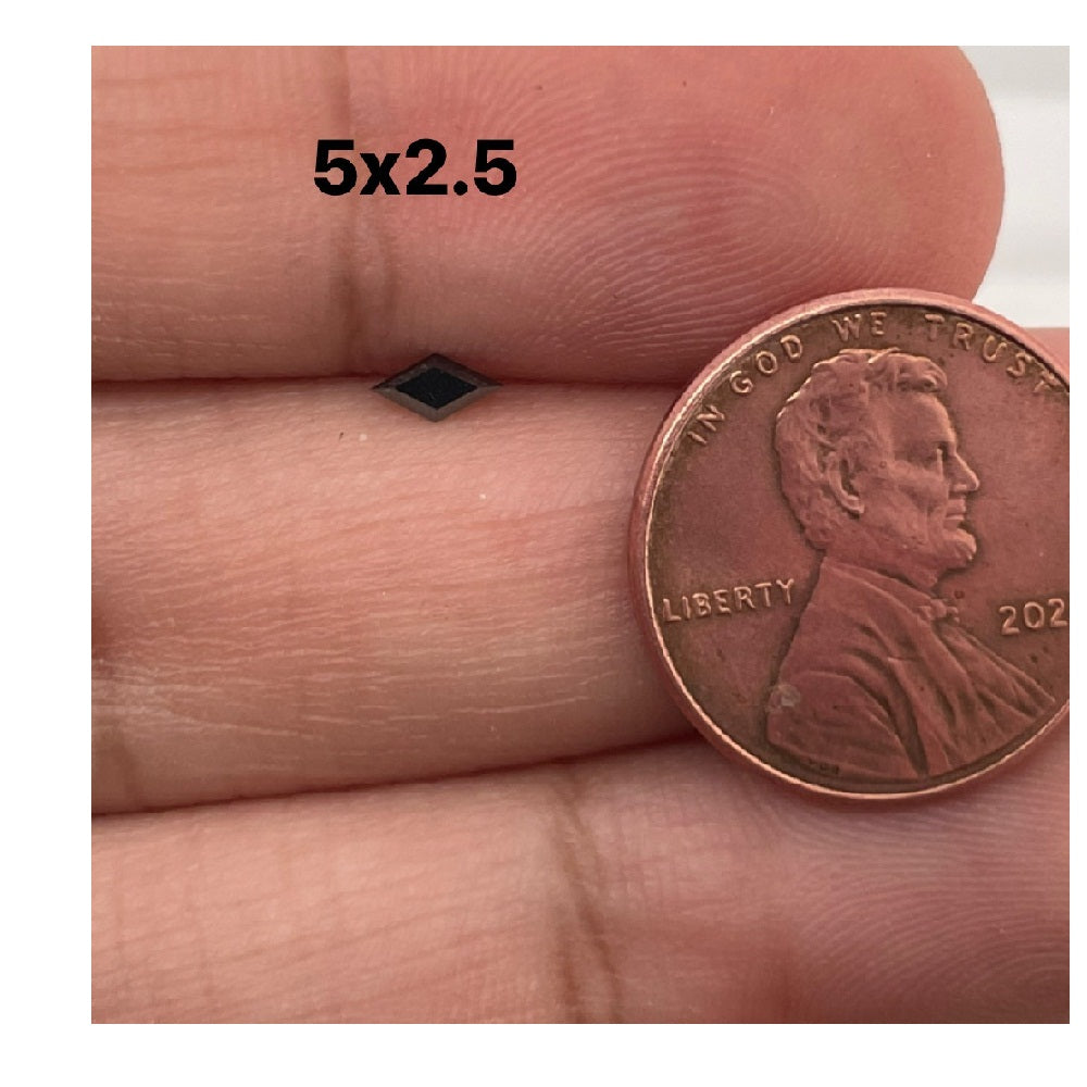 5x2.5MM(Weight range-0.114-0.126 each stone)