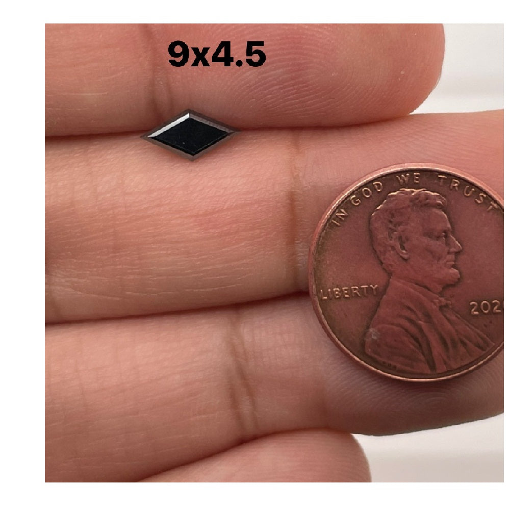 9x4.5MM(Weight range-0.64-0.71 each stone)