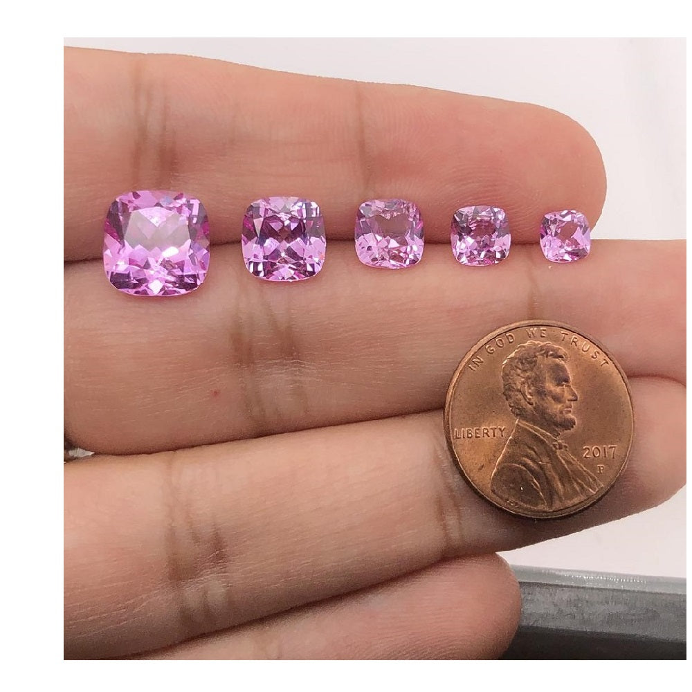 6mm (Weight range-1.32-1.46 Cts each stone)