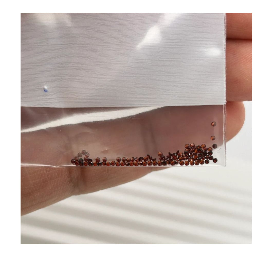 Loose Garnet Round Cut 1mm-4mm AAA Quality Gemstones - 100 Piece Lot - High-Quality Loose Gemstones