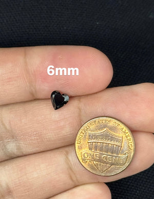 black cubic zirconia heart shape loose gemstone