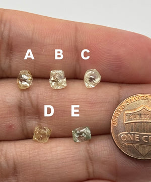 Loose Rough Uncut Natural Diamond – Rare Raw Diamond for Jewelry Making, Collectors – Free Size Available in 0.90 - 0.97 Carats Sizes 5 pcs
