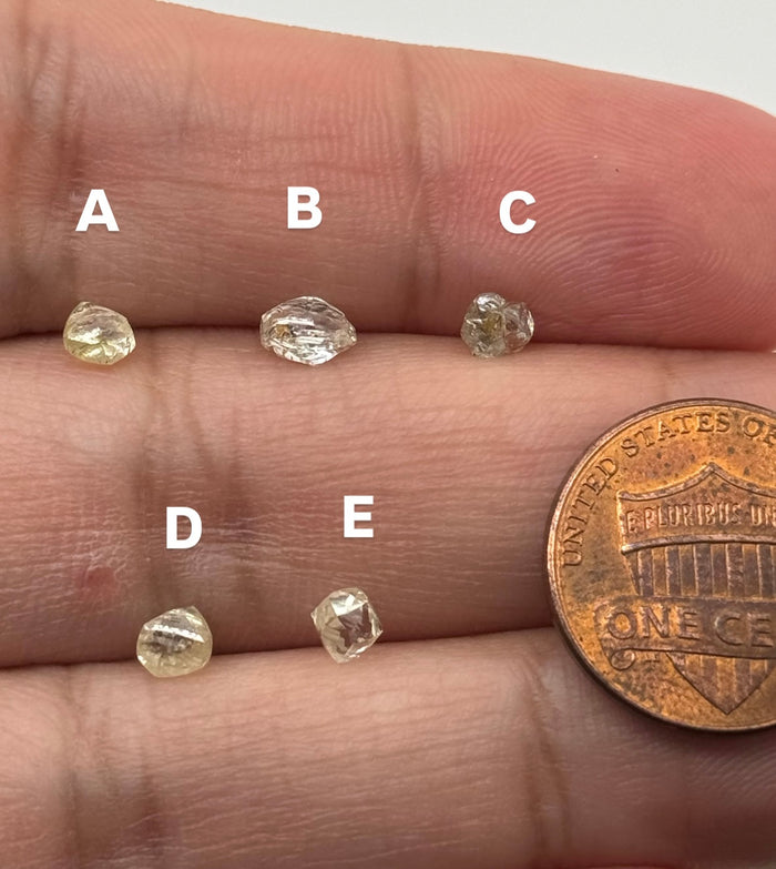 Loose Rough Uncut Natural Diamond – Rare Raw Diamond for Jewelry Making, Collectors – Free Size Available in 0.42 - 0.47 Carats Sizes 5 pcs