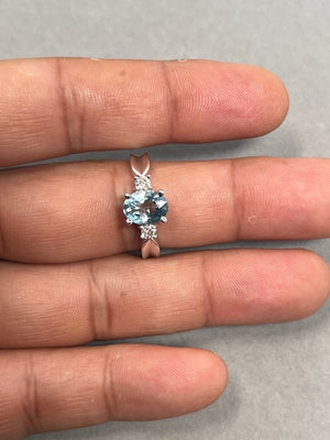 0.20 Ct Diamond And 1.70 Ct Oval Aquamarine Three Stone Engagement Ring in 18K White Gold, Ring, Size 7, Aquamarine & Diamond Jewelry