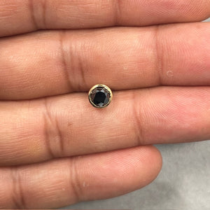 0.64–0.71 Ct Black Diamond Men’s Stud Earring – Round AAA Solitaire in 14K Yellow Gold, Bezel Set Certified Gemstone