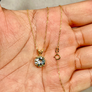 1.90–2.50 Cts AAA Round Aquamarine Solitaire Scroll Pendant 9 mm 18K Yellow Gold – 18” Chain