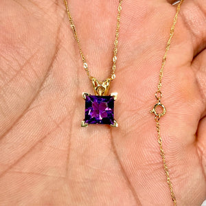 2.10 Ct Princess Cut Amethyst Pendant in 14K Yellow Gold – AAA Solitaire Amethyst Scroll Necklace with 18 Inch Chain – Gift for Her