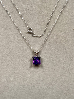 0.65-1.10 Ct Princess Cut Amethyst Pendant in 14K White Gold – AAA Solitaire Scroll Necklace with 18 Inch Chain, February Birthstone Jewelry