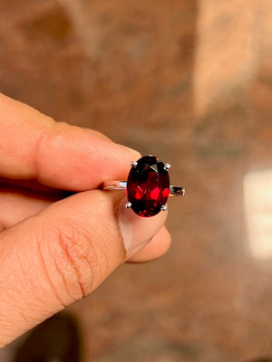 6.88 Ct Oval Garnet Solitaire Ring – AAA Garnet Engagement Ring in 18K White Gold, Ring Size 6, Statement Cocktail Ring