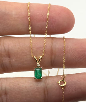 Emerald Jewelry Collection featuring matching natural emerald fine jewelry designs 