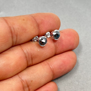 0.80–0.98 Ct Black Diamond Men’s Stud Earrings in 14K White Gold – Round Rose Cut Solitaire Bezel Set AA Quality