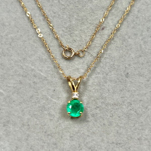 natural emerald solitaire pendant 14k white gold necklace