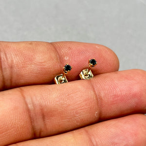 AAA Round Black Diamond Stud Earrings in 14K Yellow Gold – 1/9 Ct 2.5-3mm Small Solitaire Diamond Earrings for Men & Women