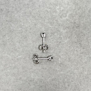 2.50–3.00 mm Platinum Black Diamond Stud Earrings: AA Quality, Four Prong