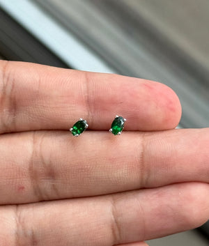 AAA Oval Tsavorite Garnet Stud Earrings 5x3mm in Platinum – 0.46-0.63 Ct Green Garnet Scroll Earrings – Birthstone Fine Jewelry Gift
