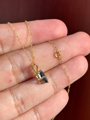 1.14-1.31 Ct Princess London Blue Topaz Pendant 6mm in 14K Yellow Gold – AA Solitaire Necklace with 18-Inch Gold Chain