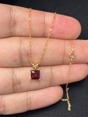 Natural Garnet Scroll Pendant 0.95–1.50 CT Princess Cut | 14K Yellow Gold Garnet Necklace | January Birthstone Jewelry