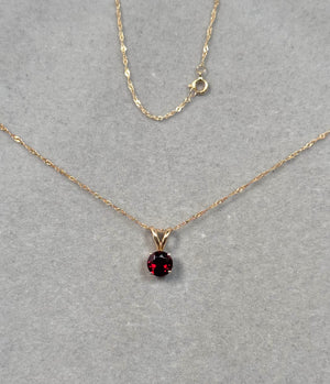6mm Natural Garnet Solitaire Pendant 0.90-1.35 Ct AAA Round Red Garnet in 14K Yellow Gold, January Birthstone Necklace Gift for Her
