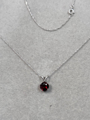 7mm round AAA natural garnet pendant in 14K white gold