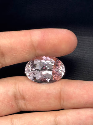 29.88 Ct Natural Kunzite Oval 23x17mm Pink