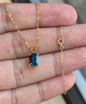 Emerald Cut London Blue Topaz Pendant 8x6mm 1.57-2.13 Ct in 14K Yellow Gold – AAA Quality Solitaire Necklace with 18-Inch Chain