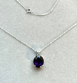 4.00-4.63 Ct Oval Amethyst Pendant 12x10mm AAA Solitaire in 14K White Gold with Chain