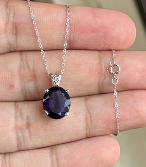 4.00-4.63 Ct Oval Amethyst Pendant 12x10mm AAA Solitaire in 14K White Gold with Chain