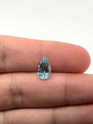 natural aquamarine pear cut 2.27 carat gemstone
