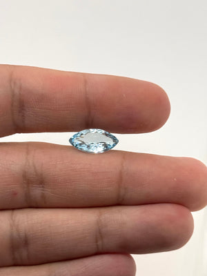 natural aquamarine marquise cut 2.90 carat gemstone
