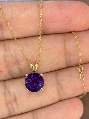 2.00–2.69 Ct AAA Round Amethyst Pendant Necklace – 9mm Solitaire Scroll in 14K Yellow Gold – February Birthstone Jewelry Gift for Her