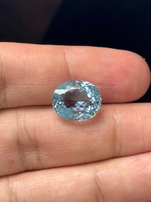 Natural aquamarine oval cut 8.73 ct loose gemstone blue AAA quality
