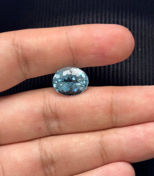 Natural aquamarine oval cut 7.73 ct loose blue gemstone
