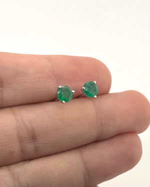 5.5mm Natural Emerald Stud Earrings | 18K White Gold AA Round Emerald 0.95–1.41 Ct