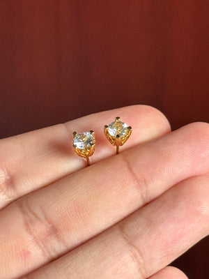 1.00–1.25 Ct Round White Sapphire Stud Earrings – 5 mm AA White Sapphire Earrings in 14K Yellow Gold