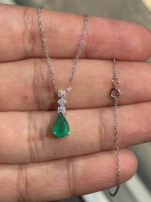 8x6 mm Natural Emerald Pendant with 0.04 Ct Diamonds in 14K White Gold – Oval Emerald Necklace, Solitaire Emerald Jewelry Gift