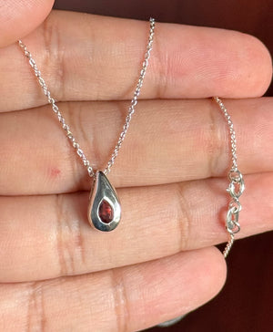 6x4 mm Vintage Pear Garnet Solitaire Pendant in Sterling Silver – Genuine Red Garnet Birthstone Necklace, January Birthstone Jewelry Gift