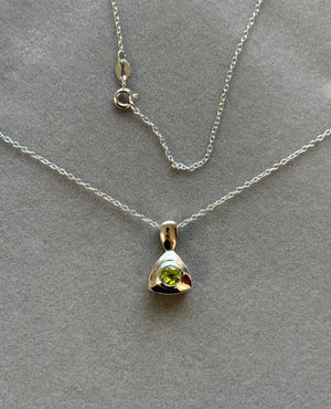 0.50 Ct Round Peridot Pendant in Sterling Silver – 5mm AA Solitaire Birthstone Necklace, August Jewelry Gift