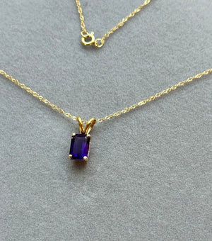 0.65 Ct Emerald-Cut Amethyst Solitaire Pendant 7x5 mm in 14K Yellow Gold – AAA Amethyst Necklace, February Birthstone Jewelry, Gift for Her