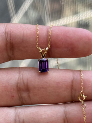 0.65 Ct Emerald-Cut Amethyst Solitaire Pendant 7x5 mm in 14K Yellow Gold – AAA Amethyst Necklace, February Birthstone Jewelry, Gift for Her