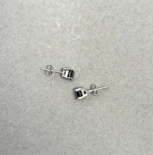 0.85 Cts AA Princess Cut Black Diamond Stud Earrings in 14K White Gold (3.5–4.0 mm)