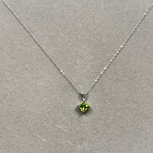 0.83–1.19 Ct Peridot Solitaire Pendant in 14K White Gold | AAA Round Peridot Necklace with 18-Inch Singapore Chain